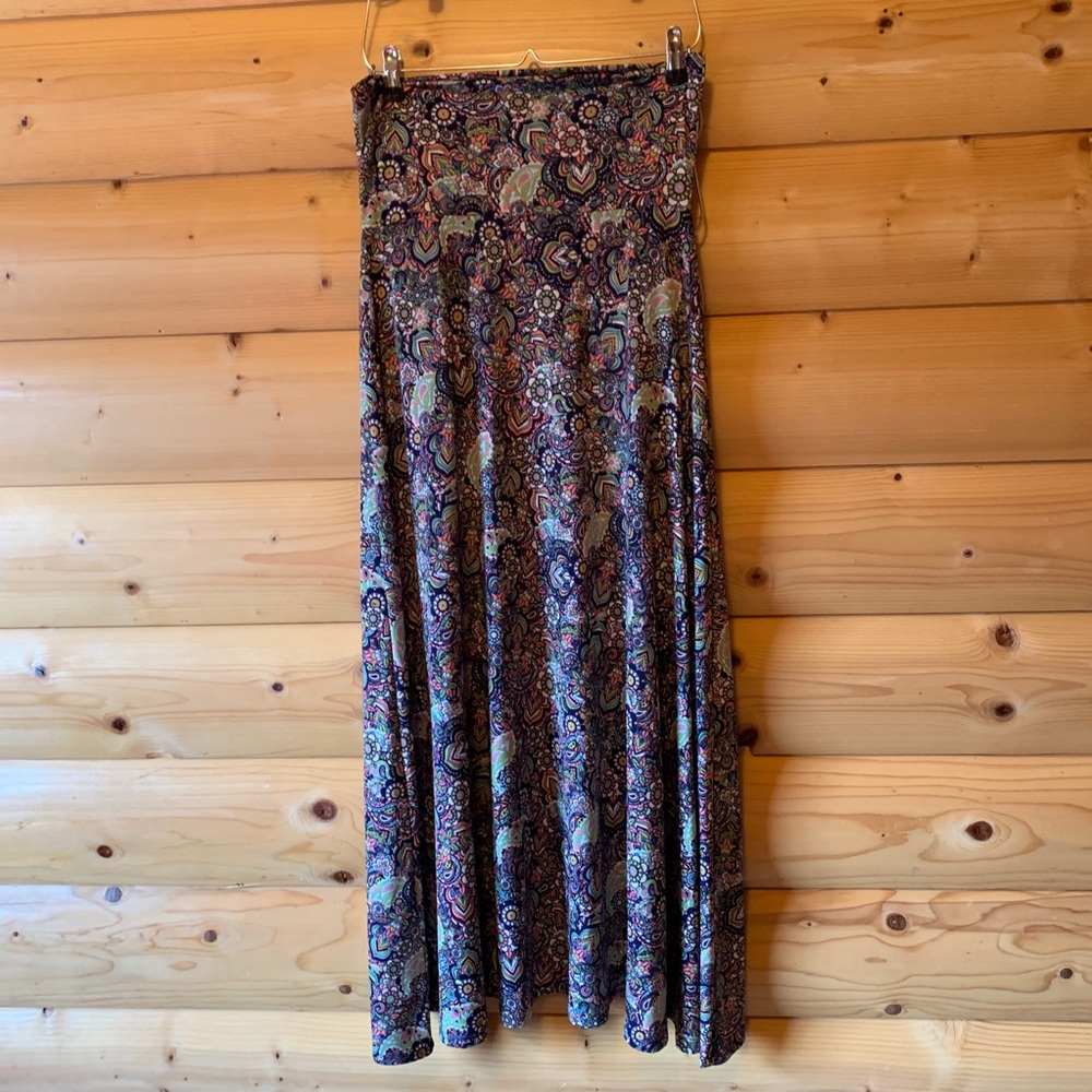 XS Maxi